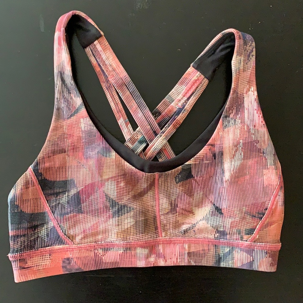 Lululemon Stash N’ Run bra